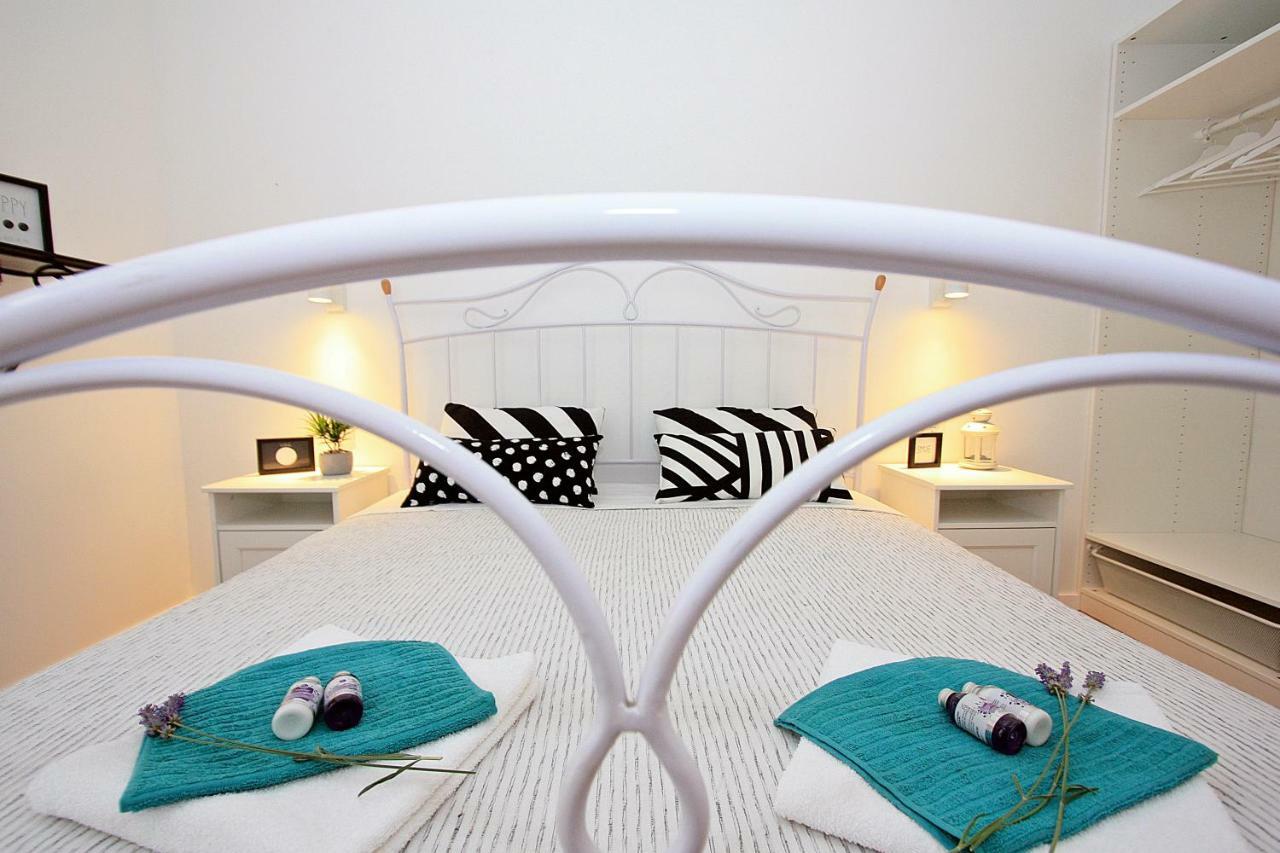 Apartman Michelangelo In The Centar Of Supetar Dış mekan fotoğraf