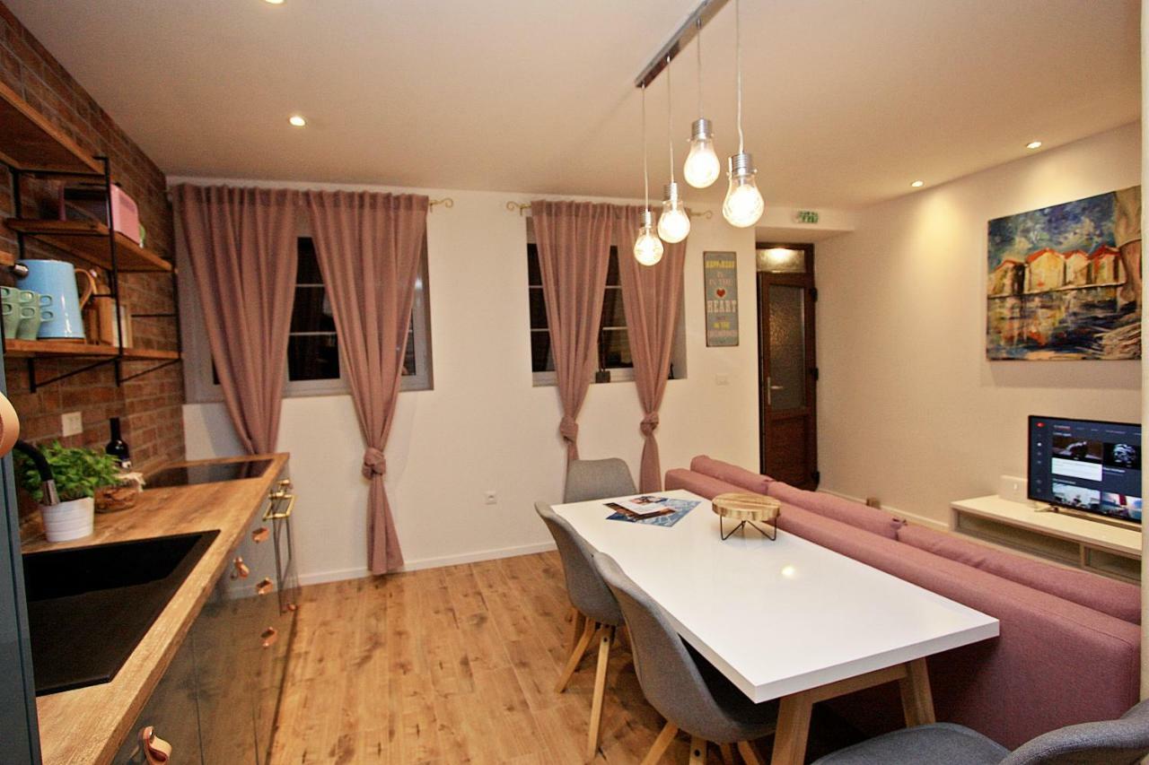 Apartman Michelangelo In The Centar Of Supetar Dış mekan fotoğraf