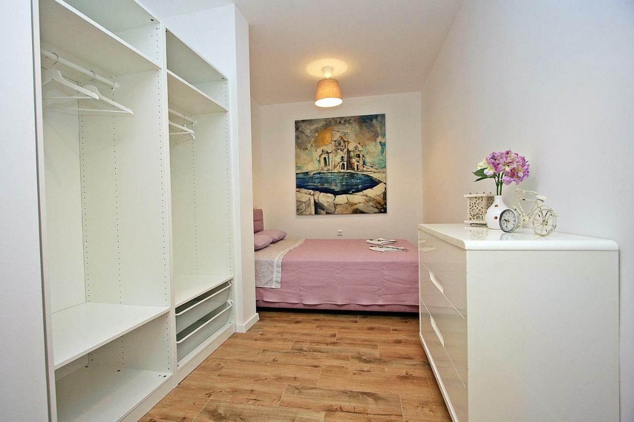 Apartman Michelangelo In The Centar Of Supetar Dış mekan fotoğraf