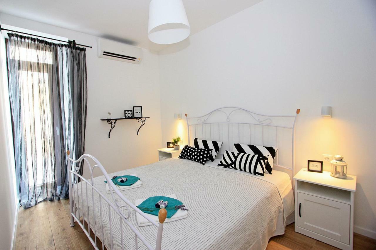 Apartman Michelangelo In The Centar Of Supetar Dış mekan fotoğraf
