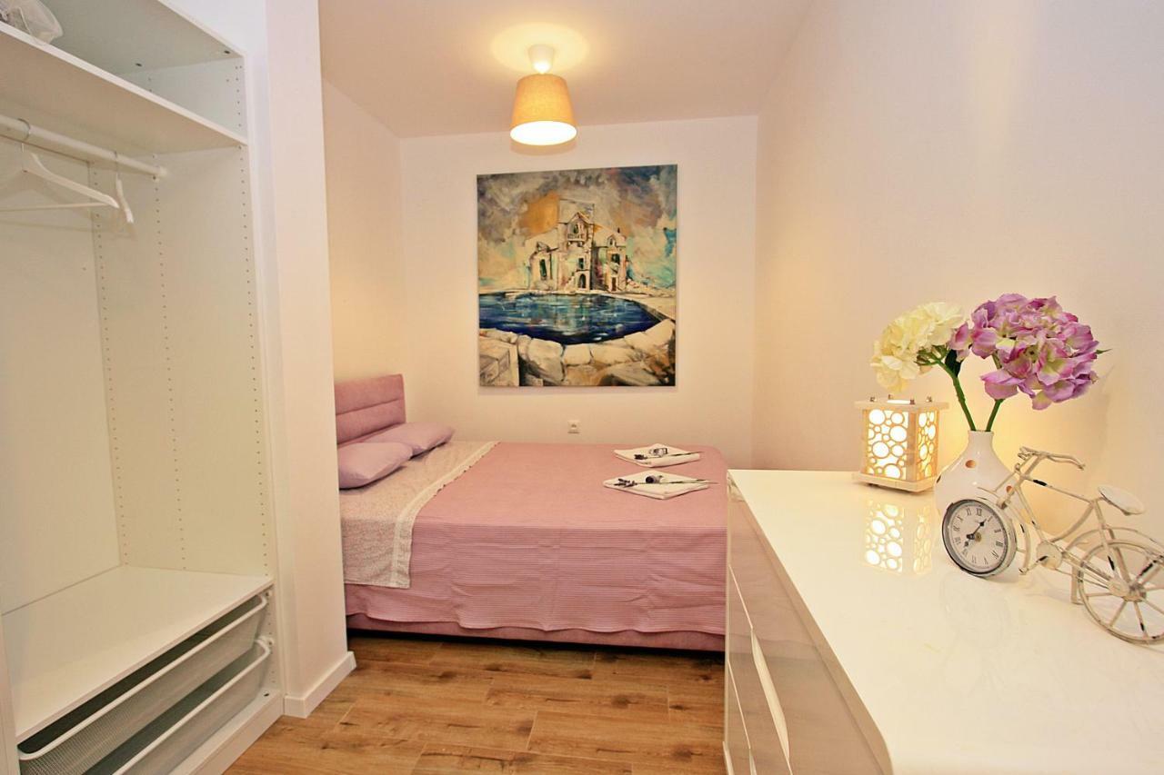 Apartman Michelangelo In The Centar Of Supetar Dış mekan fotoğraf